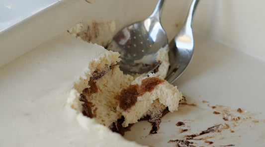 tiramisu cake with two spoons